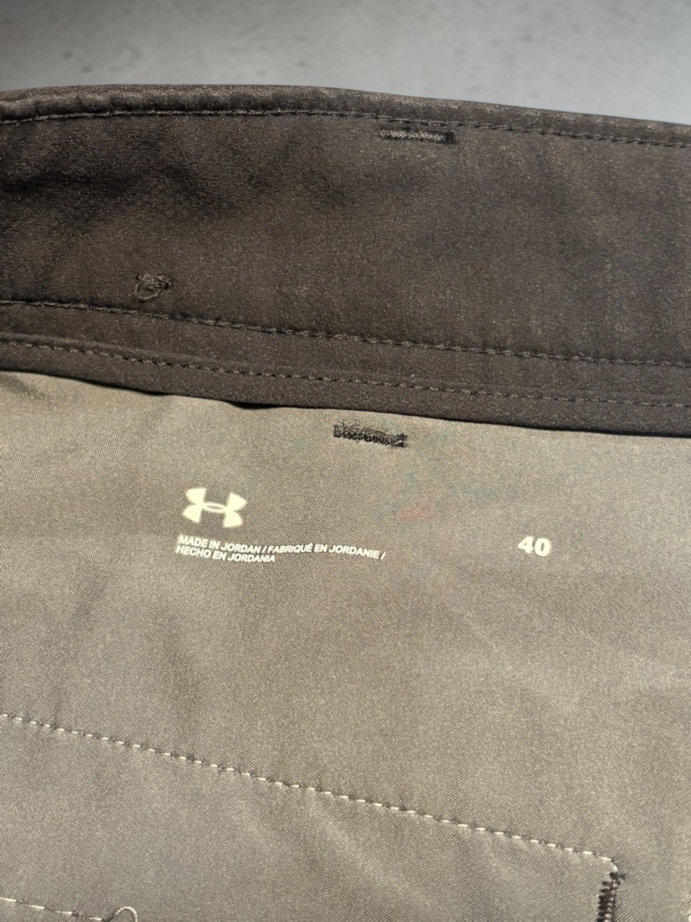 Under Armour Men's Tech Golf Shorts Black Size 40 Inseam 10 Moisture Wicking EUC - Picture 5 of 15